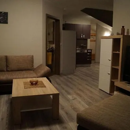 Caseti 5_ _ Rothen Appartement Oberdachstetten
