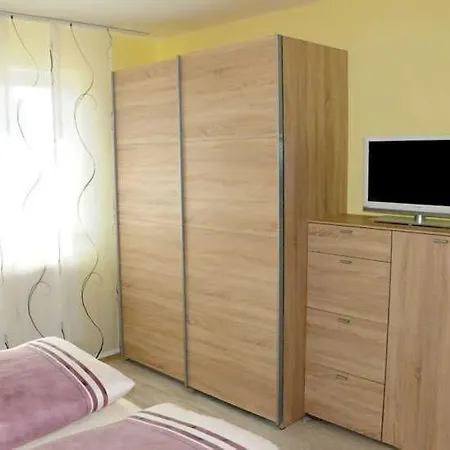 Apartment Caseti 5 Ferienwohnungen - Rothenburg u Bad Windsheim *