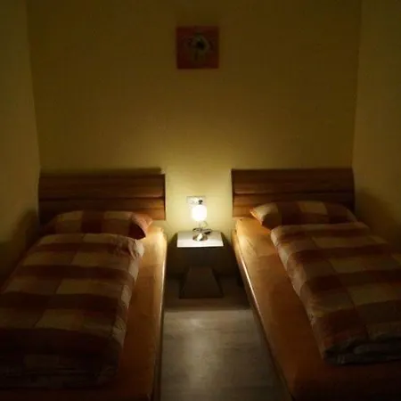 Apartment Caseti 5 Ferienwohnungen - Rothenburg u Bad Windsheim Oberdachstetten